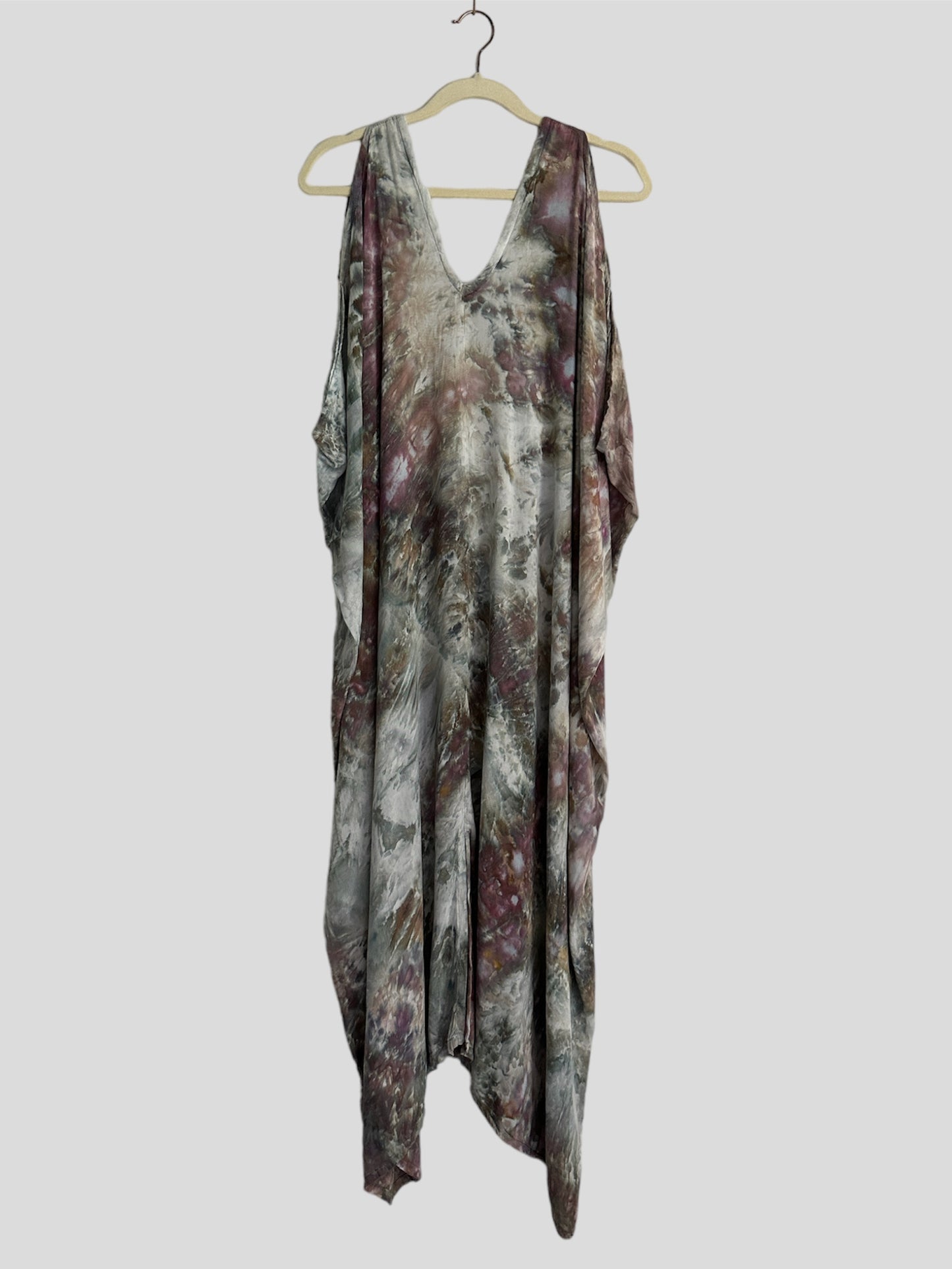 cold-shoulder kaftan
